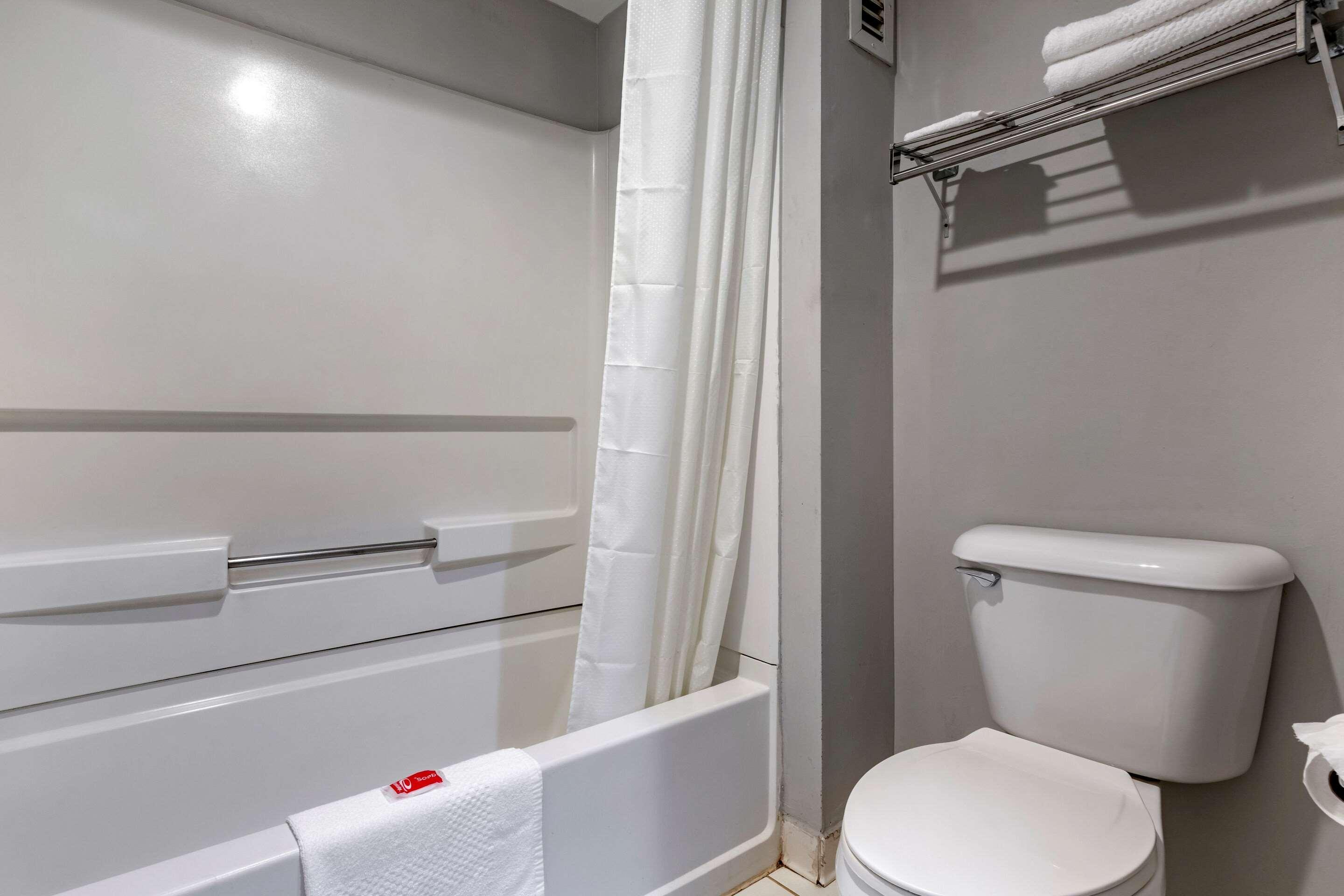 Econo Lodge St. Stephen Eksteriør billede