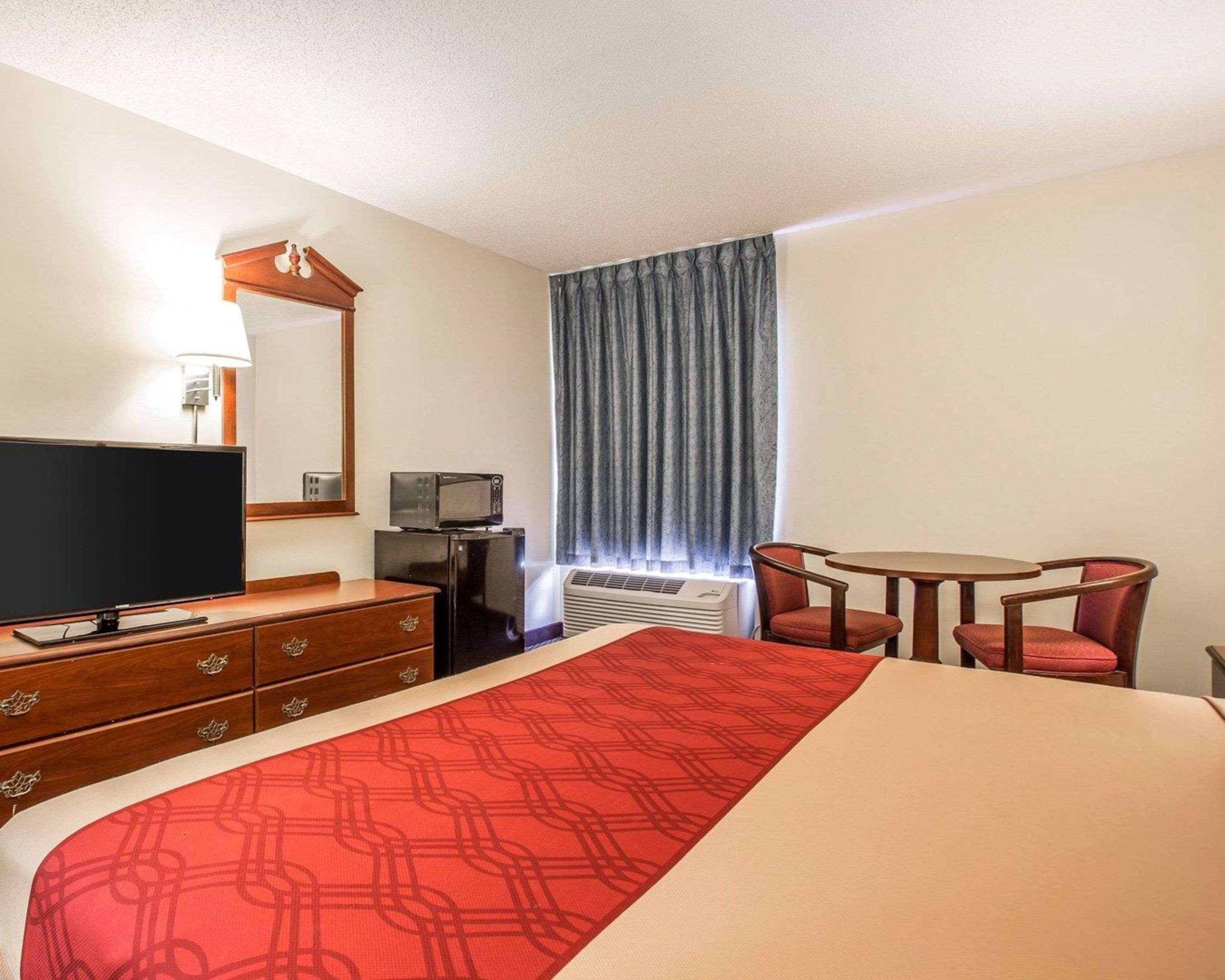 Econo Lodge St. Stephen Eksteriør billede